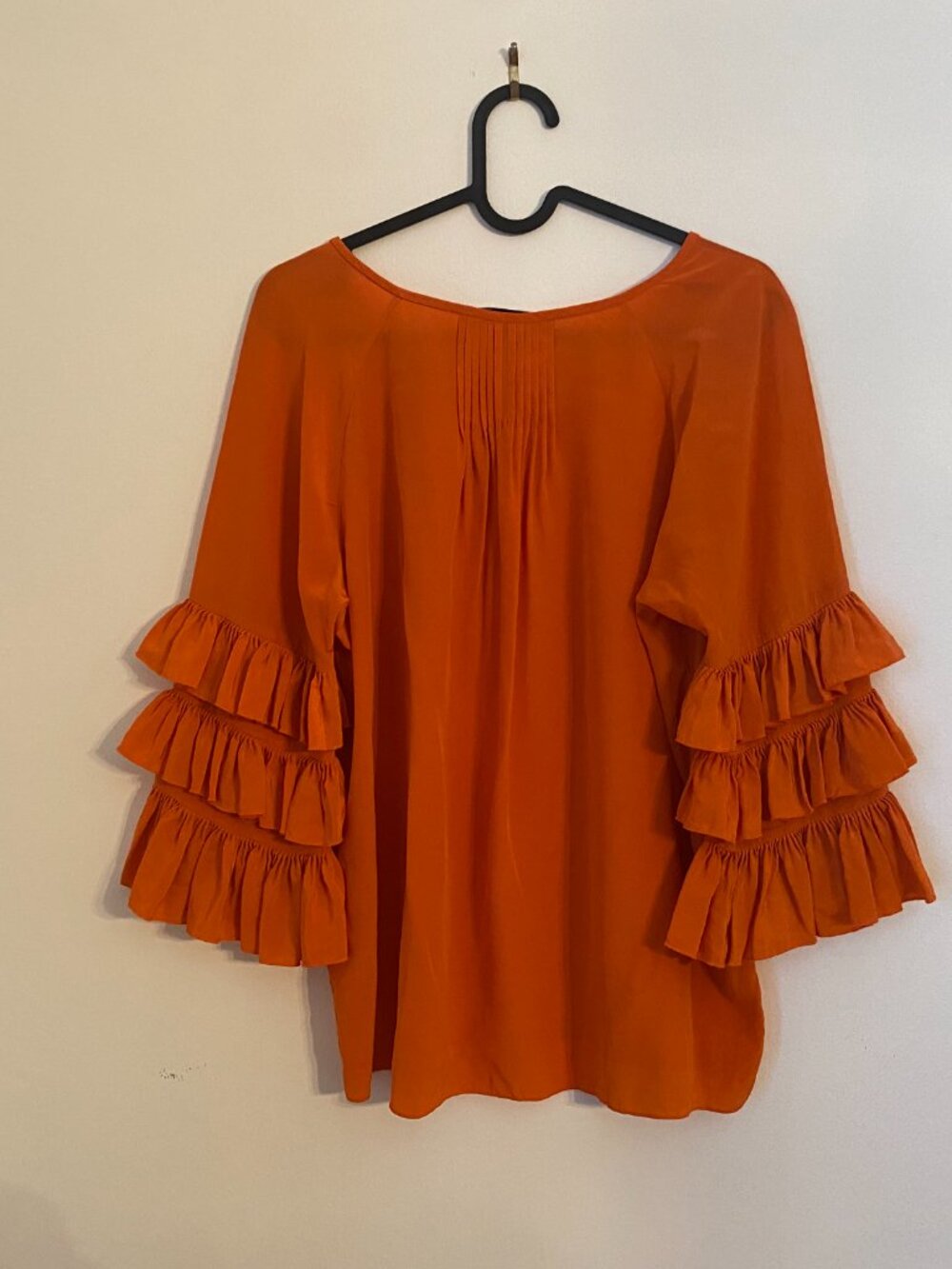 Tibi Orange Ruffle Sleeve 100% Silk Blouse Size 4 - Picture 2 of 7